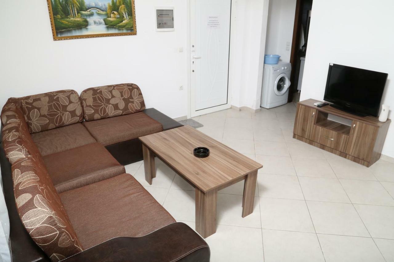Sinanis Family Apartments Керамоти Екстериор снимка